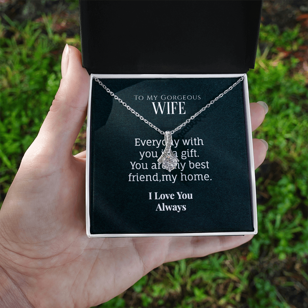 Wife Alluring Beauty Necklace